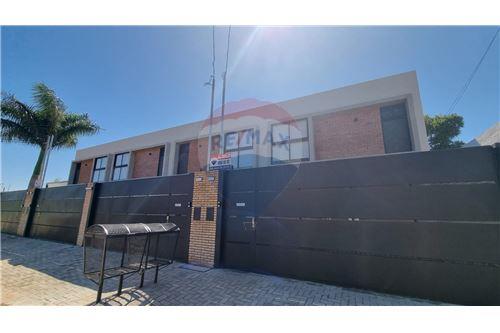 Duplex Alquiler Paraguay Central Luque 143080002 104 RE MAX