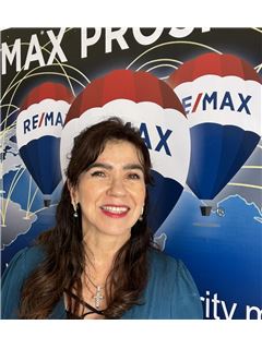 Manuela Torres Herrera - RE/MAX Prosperity