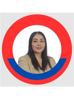 Itzel Nohemi  Interial Martìnez - RE/MAX Supreme