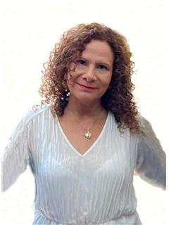 Victoria López - RE/MAX Metropoli