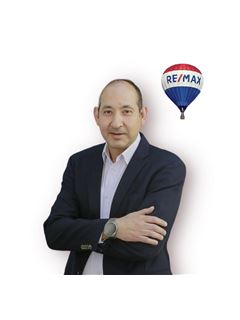 Broker/Owner - Leonardo Cortes  - RE/MAX Prosperity
