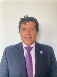 Gustavo Cruz Espinosa - RE/MAX Contacto
