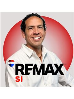 Juan Carlos Lopez - RE/MAX SI