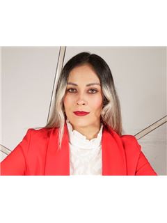 Elena  Franz - RE/MAX Puerta de Hierro