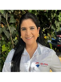 Mary Andreina  Fuenmayor Reyes - RE/MAX Prosperity
