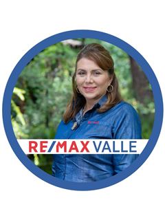 Erika Montoya Yañez - RE/MAX Valle