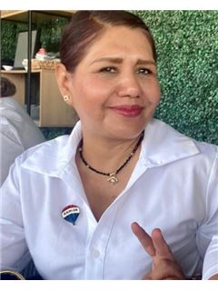 San Juana González Araujo - RE/MAX Conecta