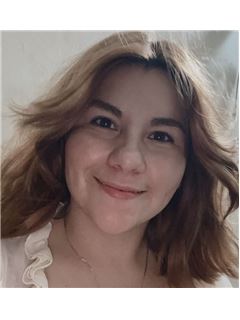 Ana Isabel   Minondo  - RE/MAX Trust