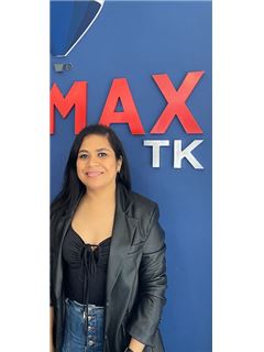 Karla  Pérez Chacón - RE/MAX TK