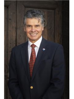 Enrique Mazin - RE/MAX Colonial