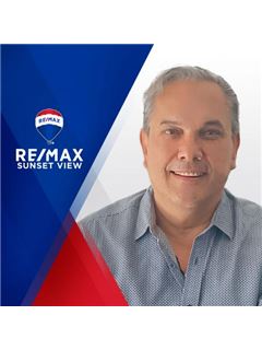 Hector Martin Quiroz Velazquez - RE/MAX Sunset View