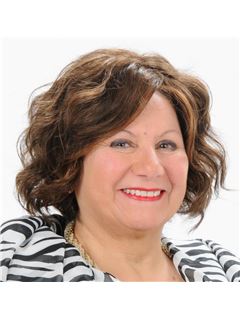 Sonia Alexander Castro - RE/MAX Cabo Sanctuary R. E.