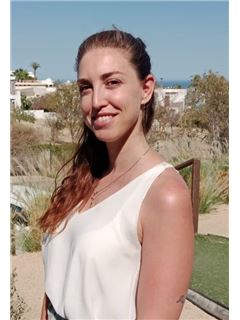 Florentina Aguirre - RE/MAX Cabo Sanctuary R. E.