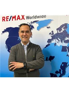 Ernesto Camacho Vargas  - RE/MAX Guizar