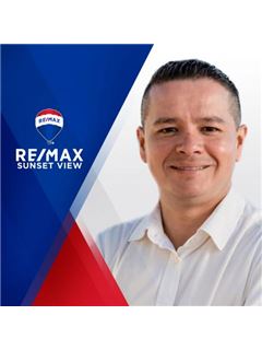 Miguel Angel  Abascal Renteria - RE/MAX Sunset View