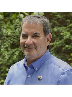Roberto  Gutierrez Echeverria - RE/MAX Blue