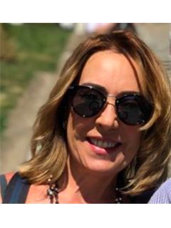 Celina Sobrino  - RE/MAX Servicios Inmobiliarios