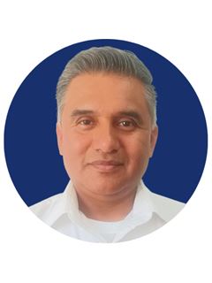 Edgar Castillero - RE/MAX SH Deluxe
