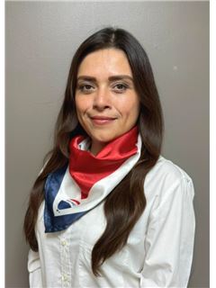 Gloria Ylleana Reynoso Villanueva - RE/MAX Arcos