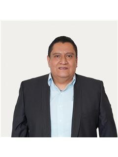 Cesar Bello - RE/MAX Daia