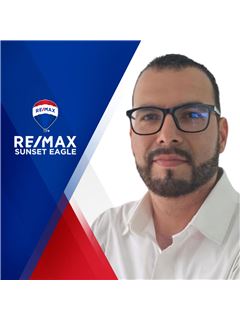 Carlos  Valverde  - RE/MAX Sunset Eagle