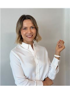 Anabel Osuna Millán - RE/MAX Pacific Life