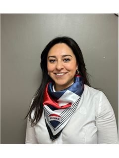 Ileana Salgado Peña - RE/MAX Arcos