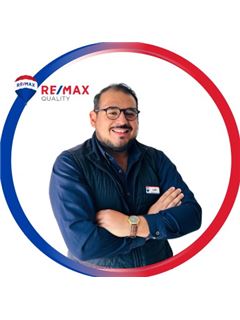 Luis Velázquez - RE/MAX Quality