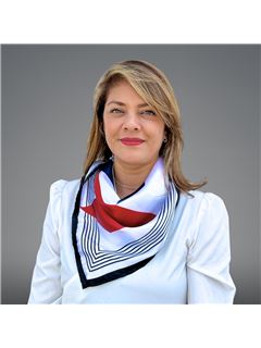 Elizabet Rios Huerta - RE/MAX Arcos