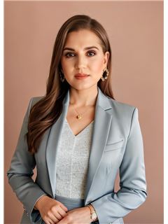 Yadira  Rosas Urriza - RE/MAX Metamorfosis