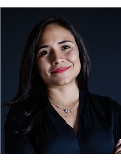 Dania Jaimes - RE/MAX Cabo Sanctuary R. E.