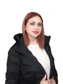 Abril Alvarez  - RE/MAX Express