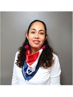 María Isabel  Vaca Reina  - RE/MAX Arcos