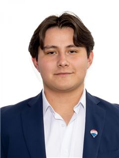 Emiliano Oviedo Moreno - RE/MAX Espacios Hábitat