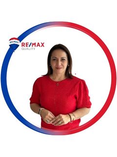 Broker/Owner - Madelenne Villalobos Díaz - RE/MAX Quality