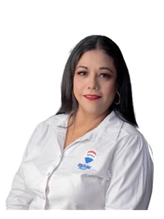Mayra Cardenas  - RE/MAX Trust