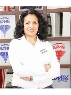 Claudia  Costa   - RE/MAX Inmobiliaria Integral