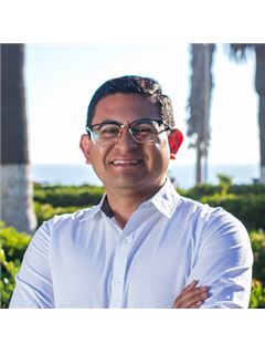 ISRAEL DURAN NATERA - RE/MAX Trust