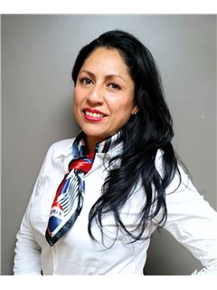 Karen Dahinzu  Acevedo Lugo - RE/MAX Arcos