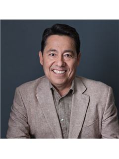 Broker/Owner - Flavio Diego Sandoval Glez. - RE/MAX SH Deluxe