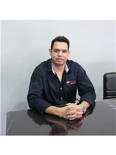 Carlos Armando Amezcua Henry - RE/MAX HG Platinum
