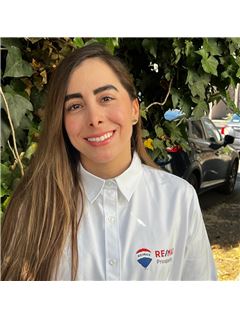 Antonella Pacheco Panella - RE/MAX Prosperity
