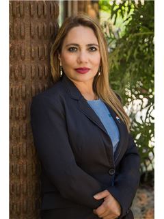 Ma. Guadalupe   Mercado García - RE/MAX Valle
