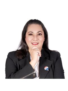 Maria Cristina  Rosales  - RE/MAX Puerta de Hierro