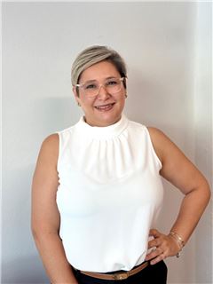 Magda Orozco - RE/MAX Pacific Life