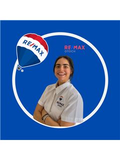 Dania Rebeca Guzmán - RE/MAX Otoch