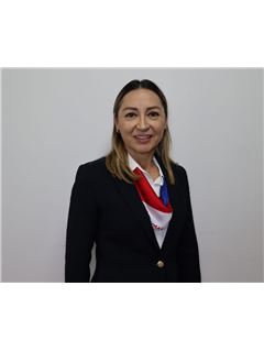 Leticia Diaz  - RE/MAX VISION Bienes Raíces