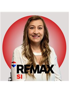 ESTHER ARREOLA PEREZ - RE/MAX SI