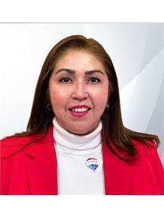 Ana María Durán Vega - RE/MAX HG Platinum