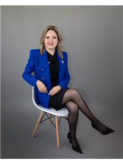 Iliana  Salinas - RE/MAX Homelife